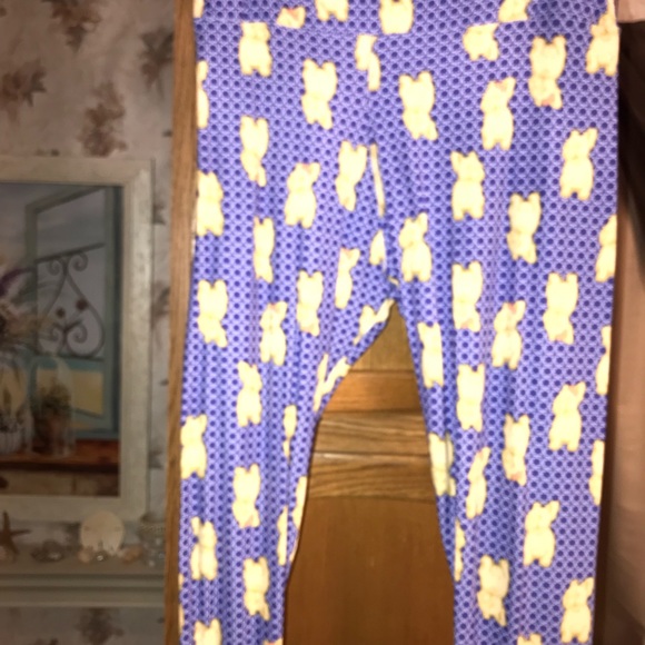 Lularoe Tall and Curvy - Picture 2 of 3